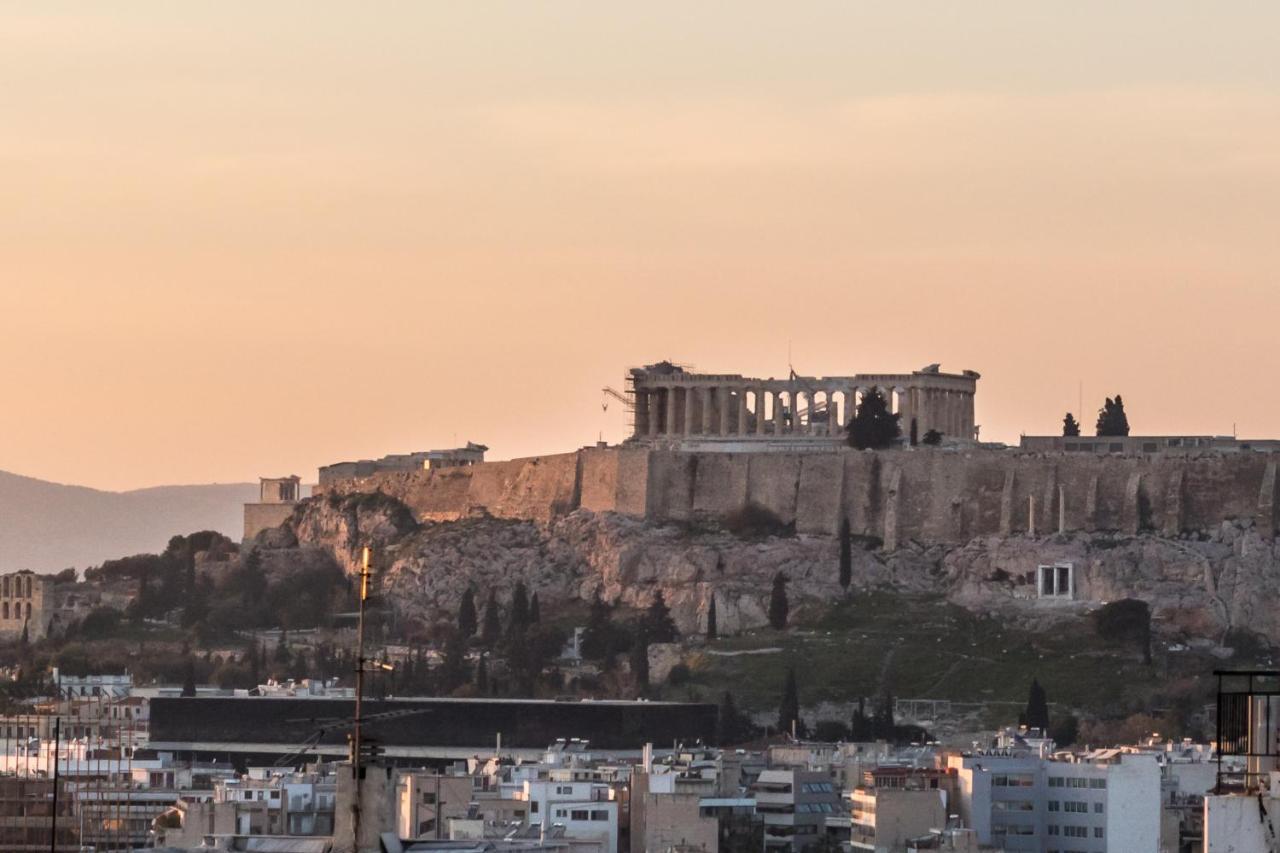 Renovated 3 Bedroom With Acropolis View Apartment