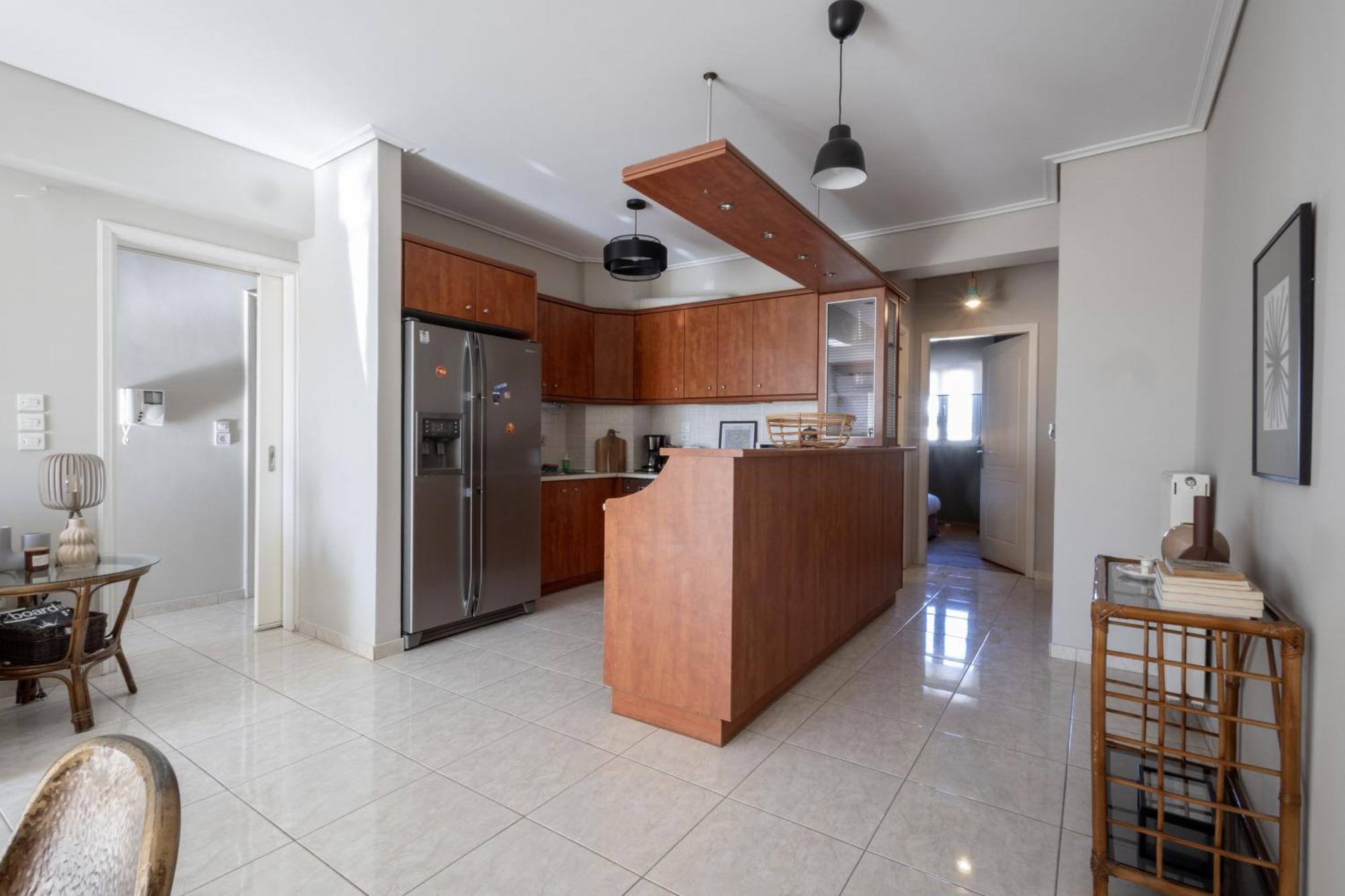 Renovated 3 Bedroom With Acropolis View *