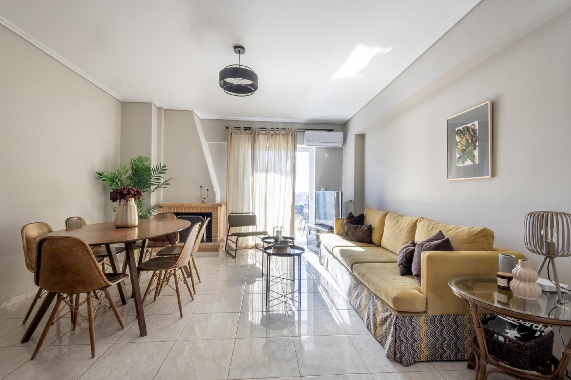 Renovated 3 Bedroom With Acropolis View Apartment Athens